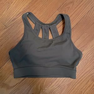 NVGTN Khaki GreenTrio Strappy Cut Out Scoop Sleeveless Neck Cropped Sports Bra S